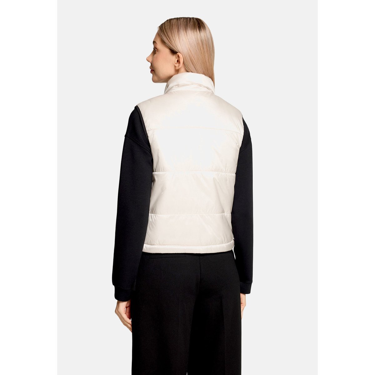 Veste sans manches matelassée à fermeture zippée silky beige, BETTY BARCLAY