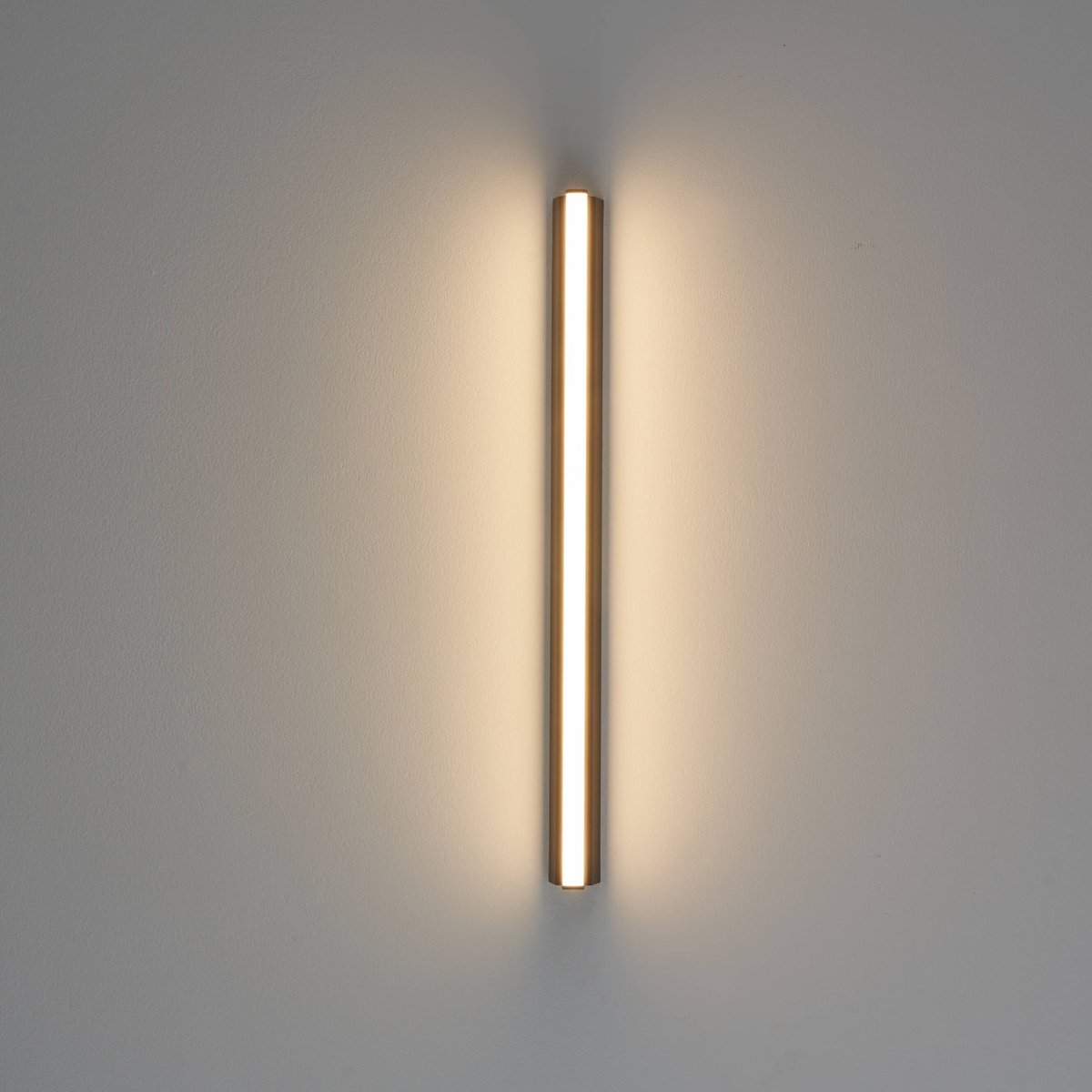 Longue Applique LED Style Réglette – WANI noir, KOSILUM