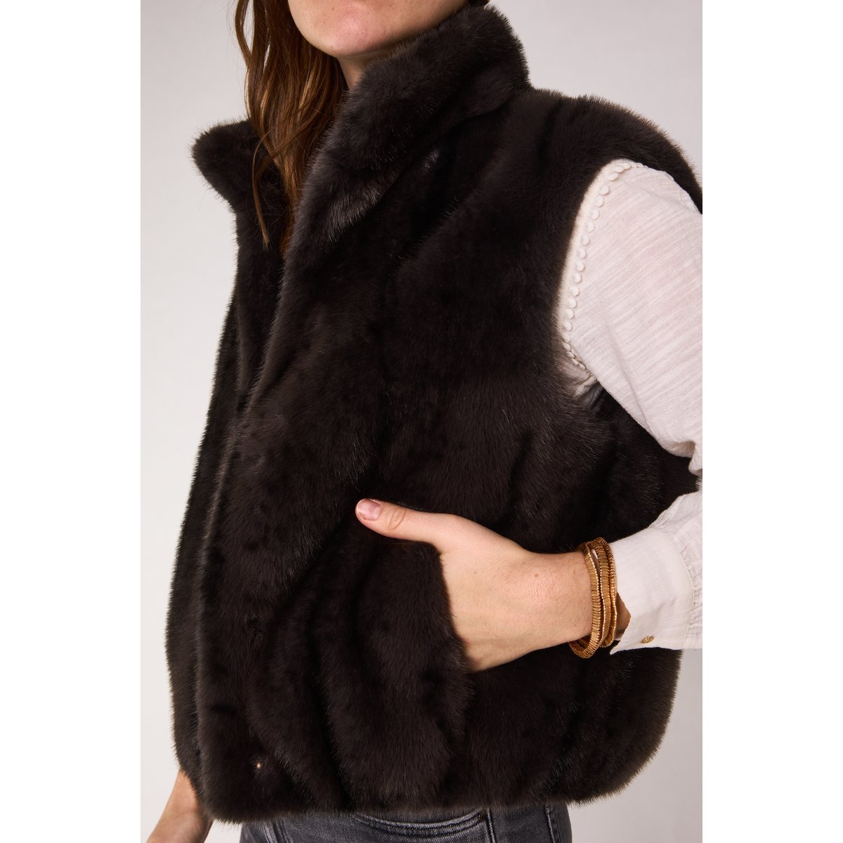 Gilet sans manches duveteux SUZANNE anthracite, Maison 123