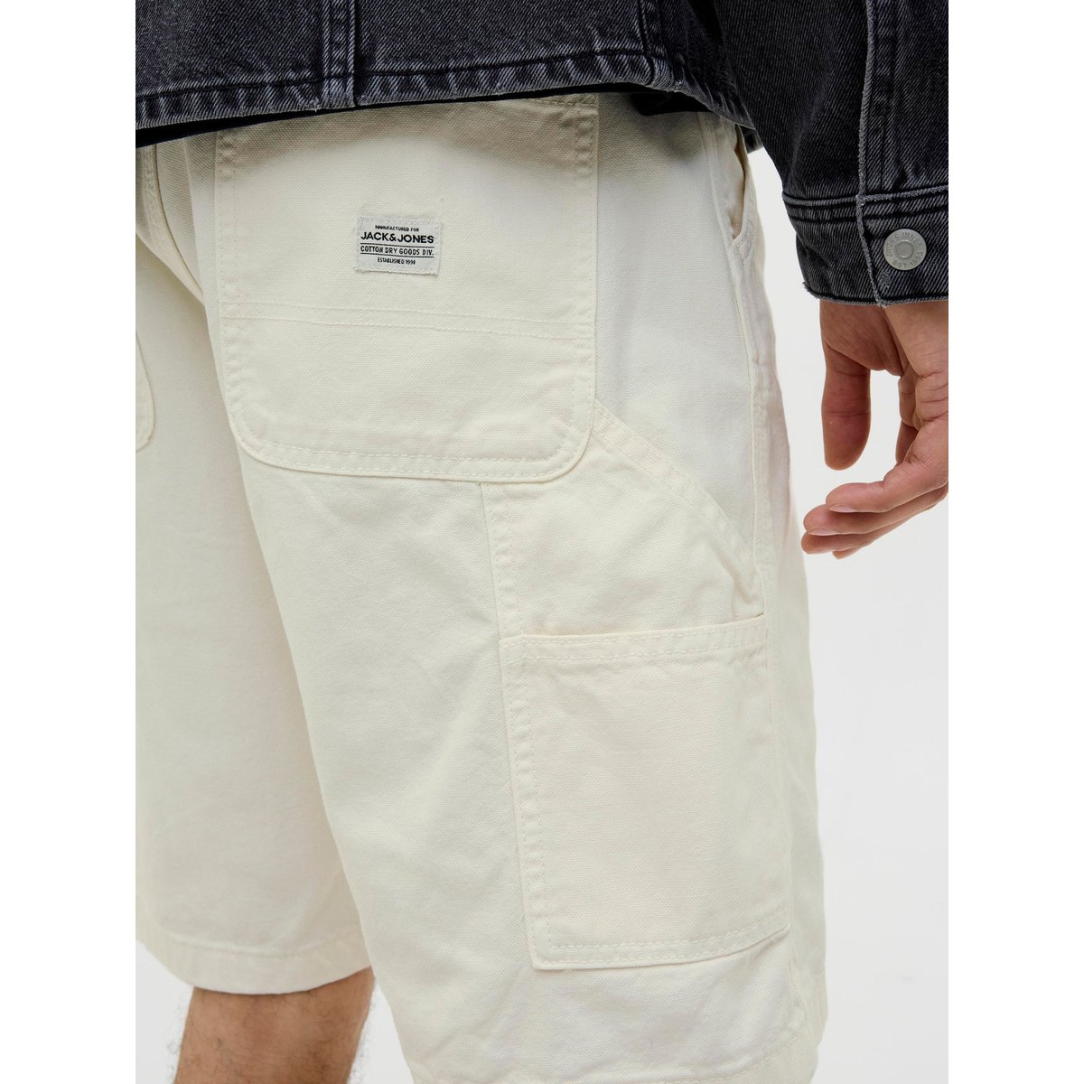 Short Cargo jet stream, JACK & JONES