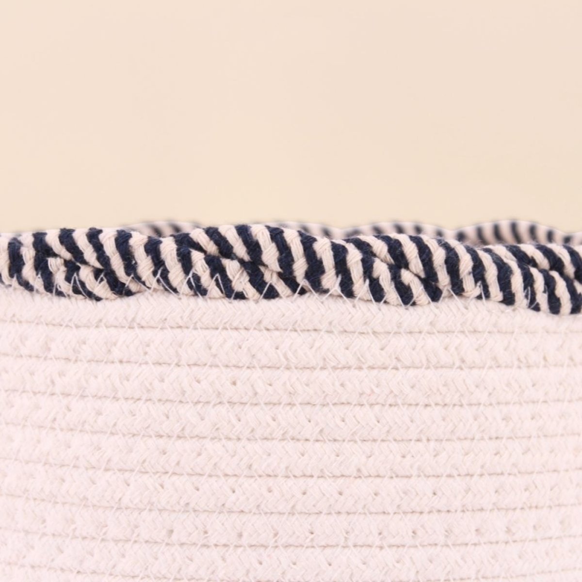 Panier rond en corde de coton finition vague 27x24cm beige, ORNAMI