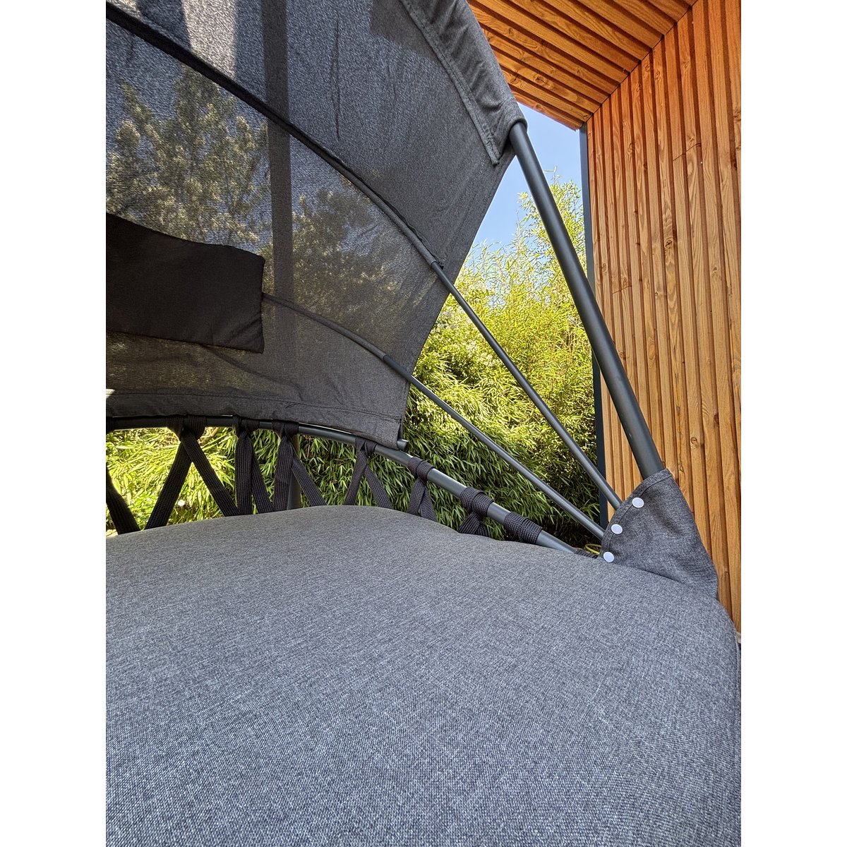 Balancelle de jardin en acier avec coussins LACANAU gris anthracite, DCB GARDEN