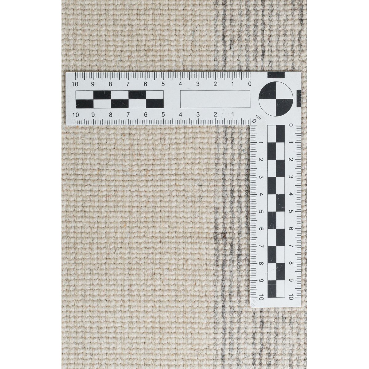 Tapis Nevada Viscose tissé main 100% viscose argent, THEKO