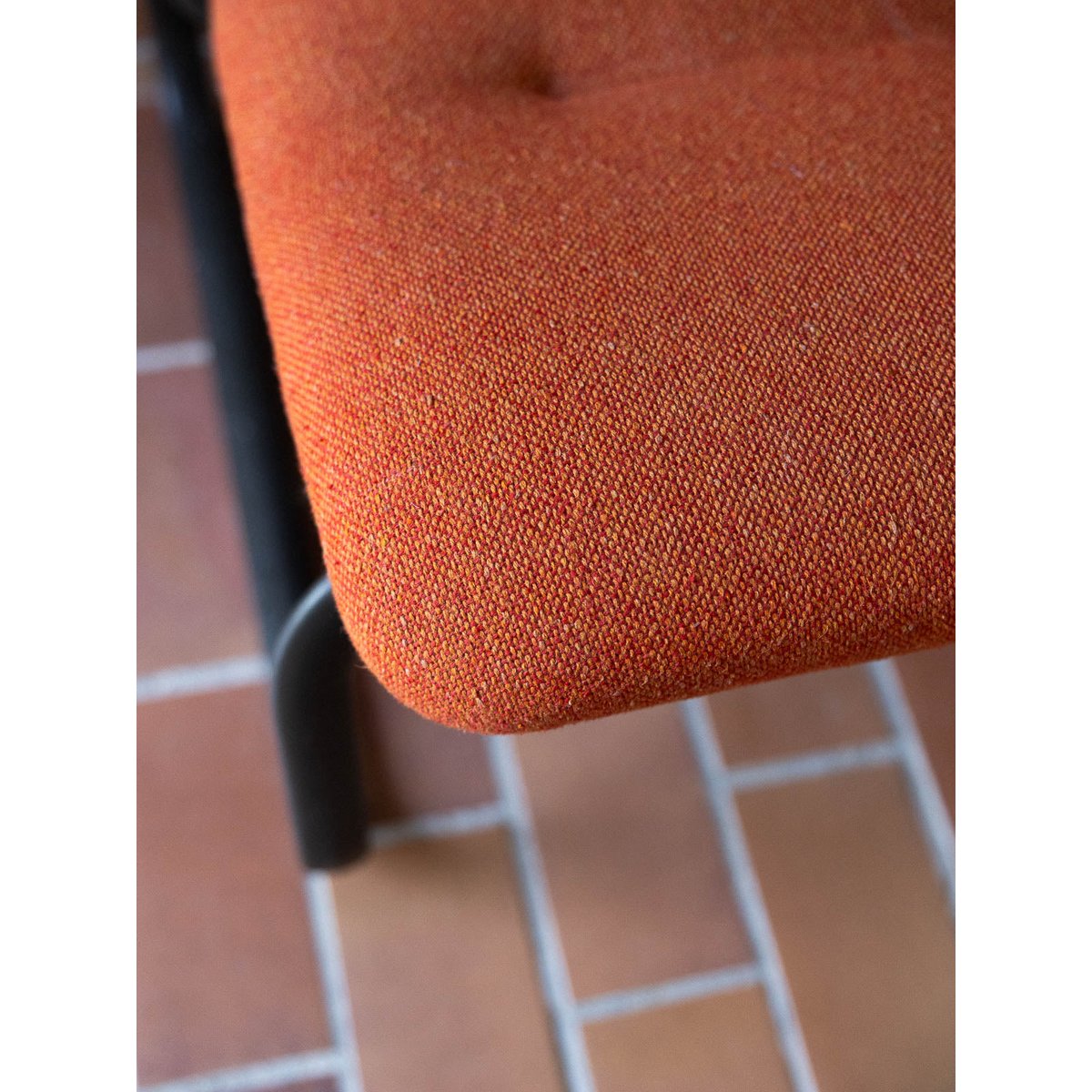 Banquette de conférence 3 places Clara N°146 - Bon état orange, DEBONGOUT