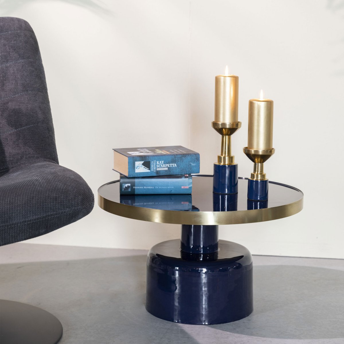 Table basse design en métal - GLAM bleu foncé, ZUIVER