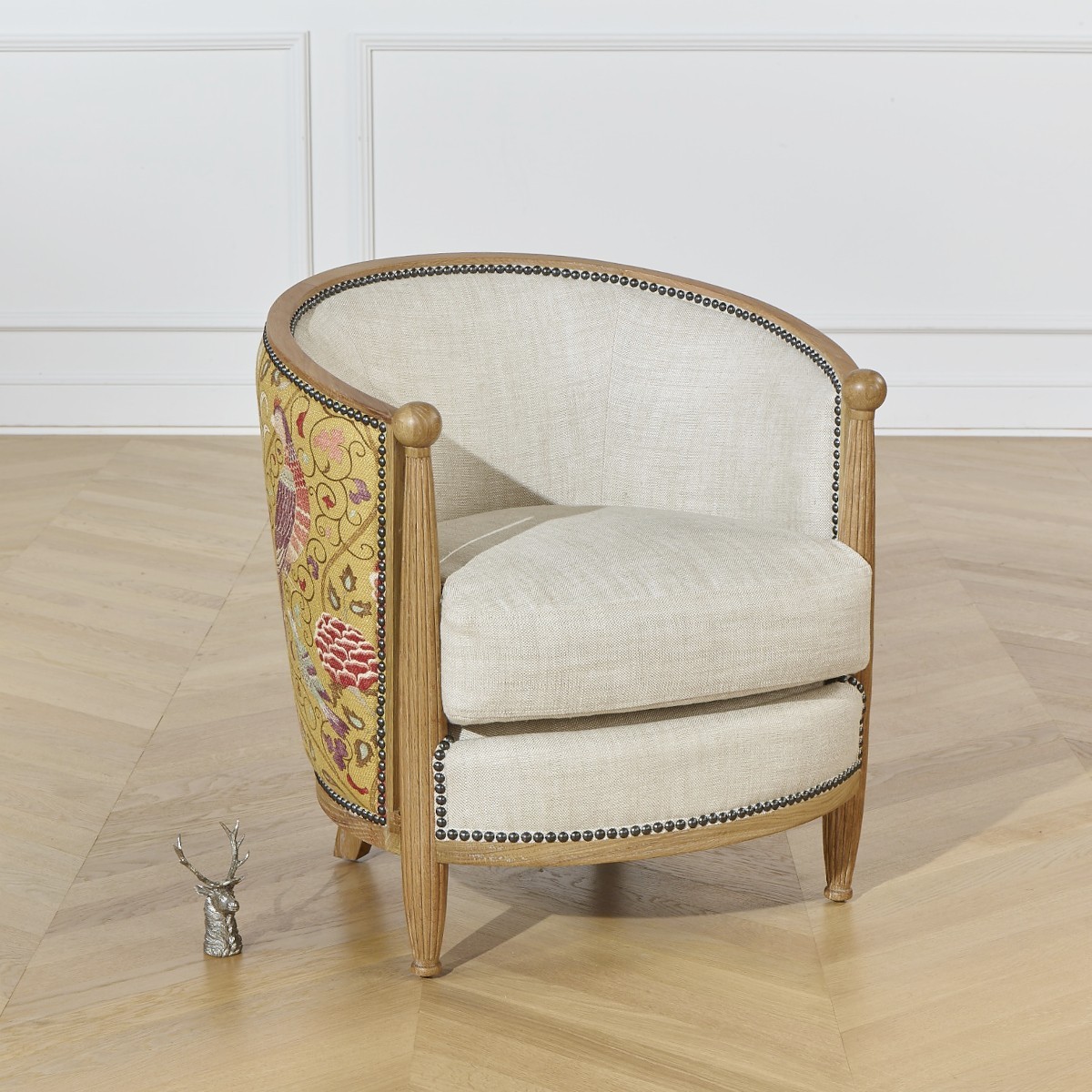Fauteuil tonneau en chêne, lin et tissu CAROLE lin, ROBIN DES BOIS