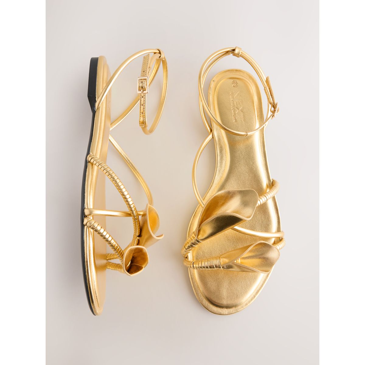 Sandales corsage forever comfort® à brides doré, NEXT