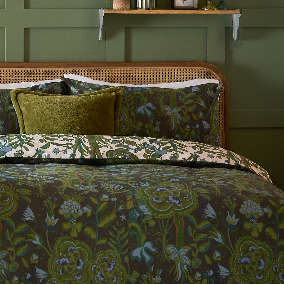 Garden of Wonder Reversible Duvet Cover and Pillowcase Set green, FURN.