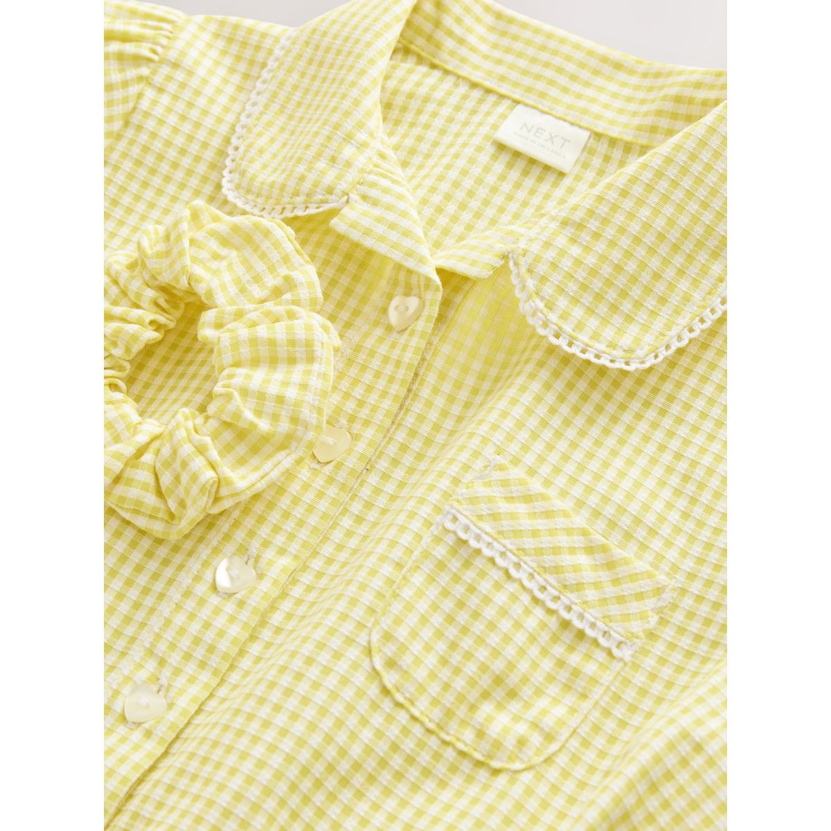 Robe en coton avec ceinture et chouchou jaune, NEXT
