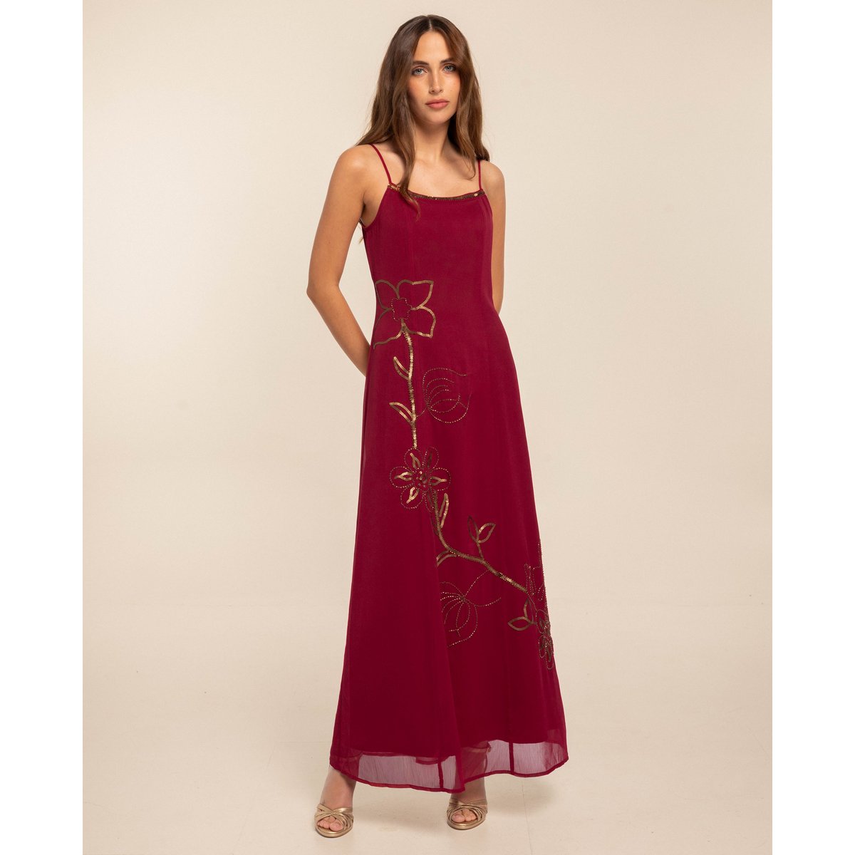 Robe avec broderie de sequins et perles rouje, THE-ARE