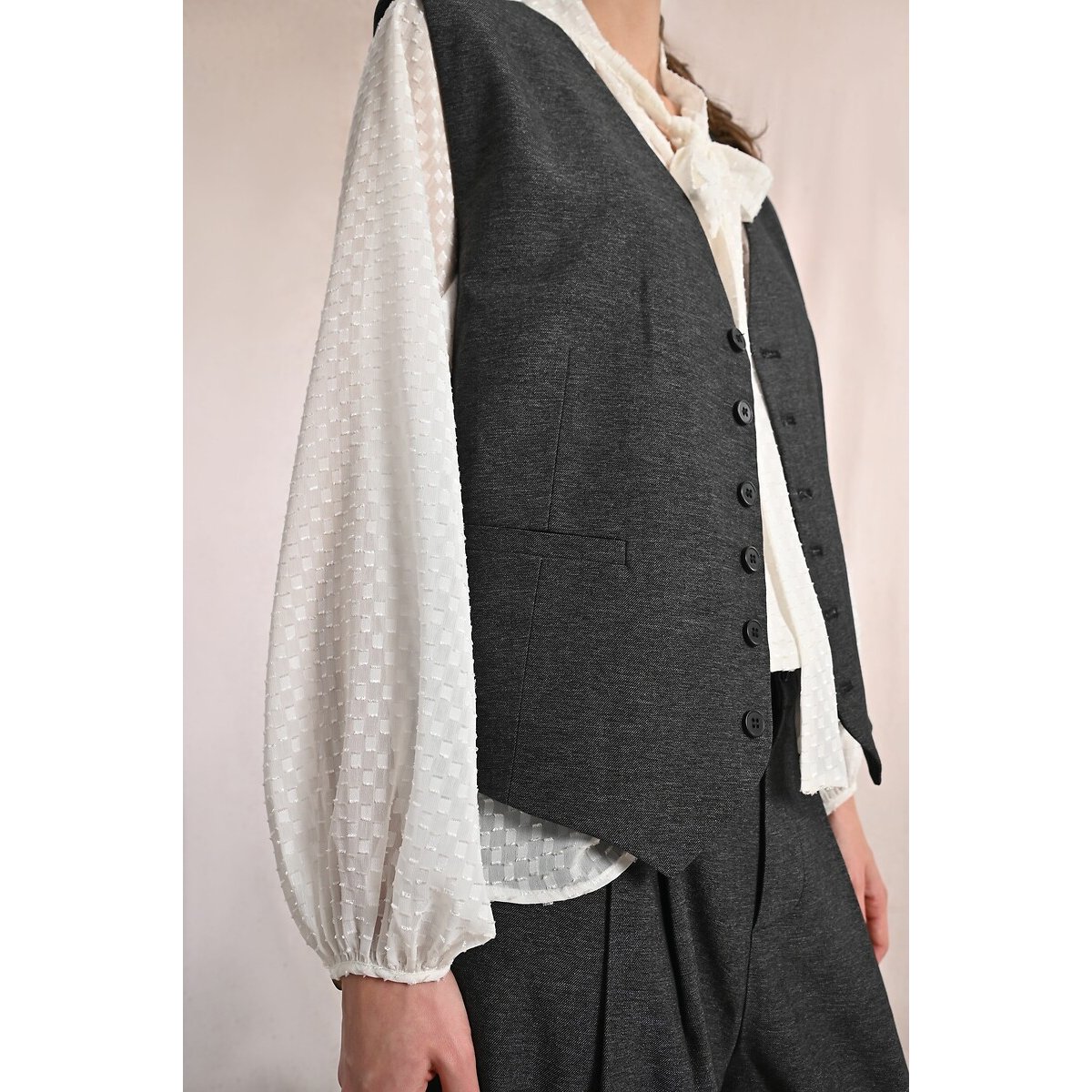 Straight Sleeveless Jacket grey, MOLLY BRACKEN