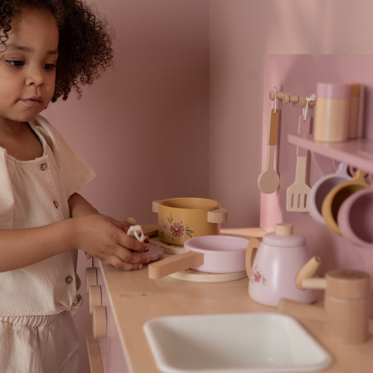 Cuisine rose, LITTLE DUTCH