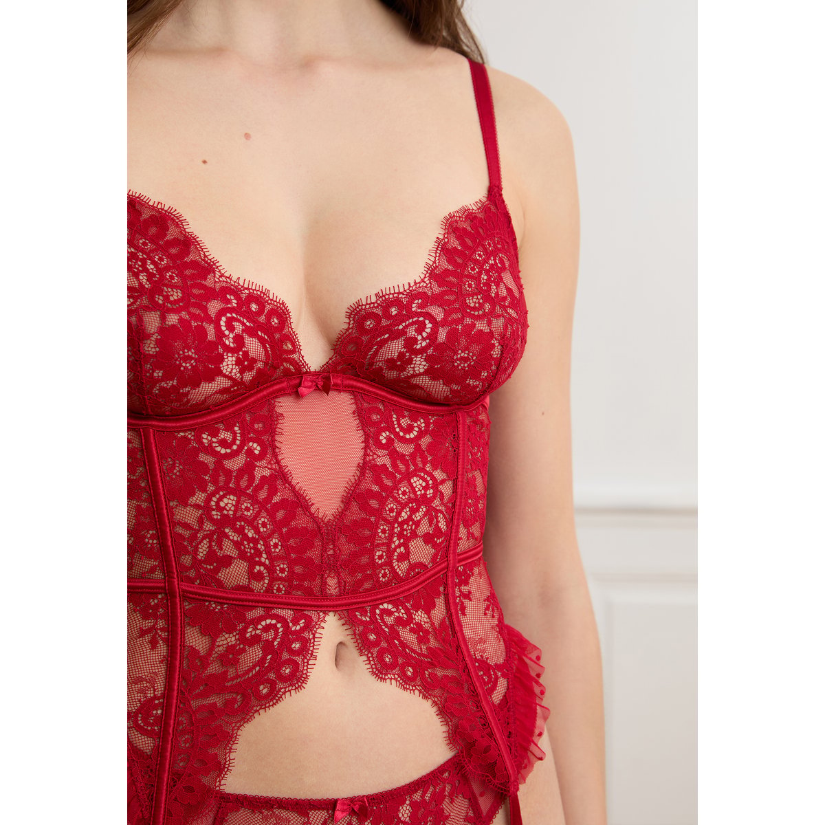 Guêpière en dentelle INFINI rouge, ETAM