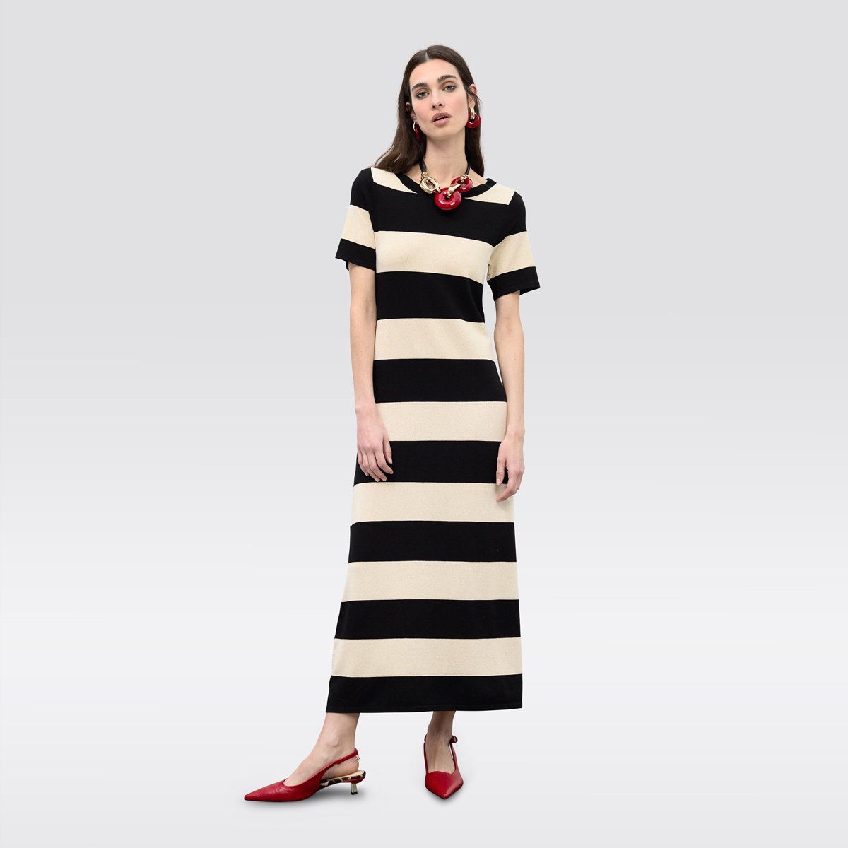 Robe longue à rayures larges manches courtes noir, LOLA CASADEMUNT