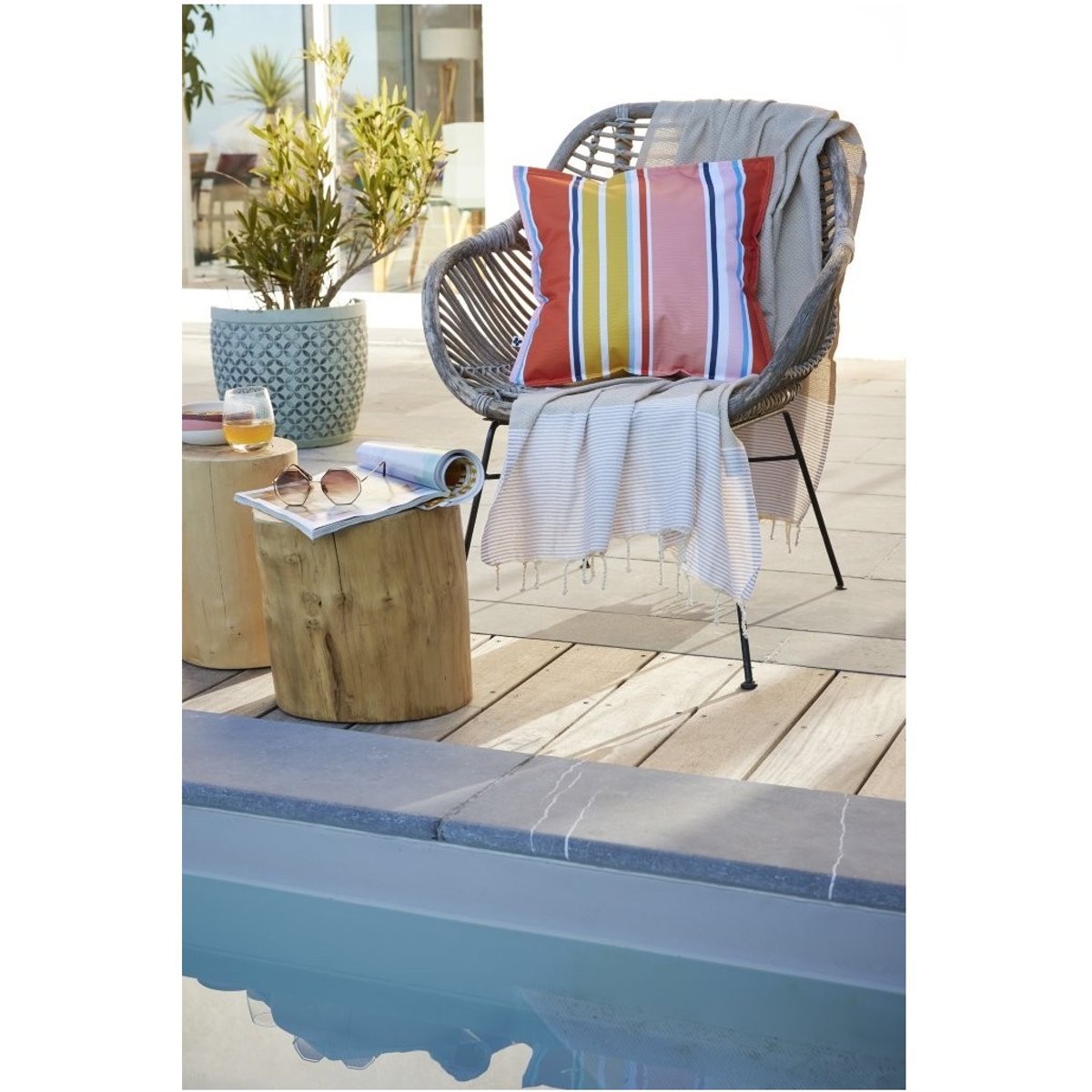 Housse de coussin Bianca déperlante et anti-UV jaune, EDEN