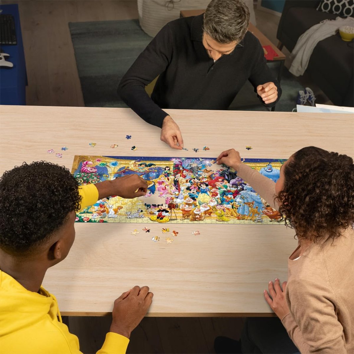 Puzzle Photo de groupe Disney 1000 pieces blanc, RAVENSBURGER