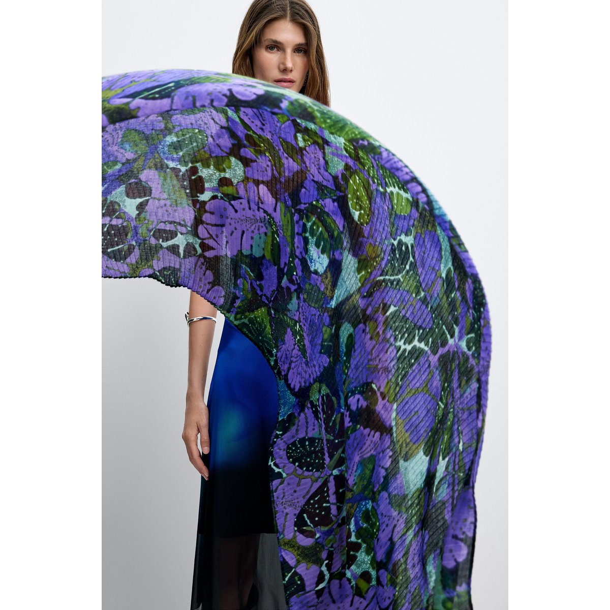 Foulard plissé long M. C. Lacroix vert, DESIGUAL