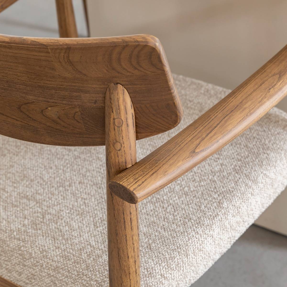 Chaise en bois d'orme et tissu CALYRA bois clair, MADE IN MEUBLES