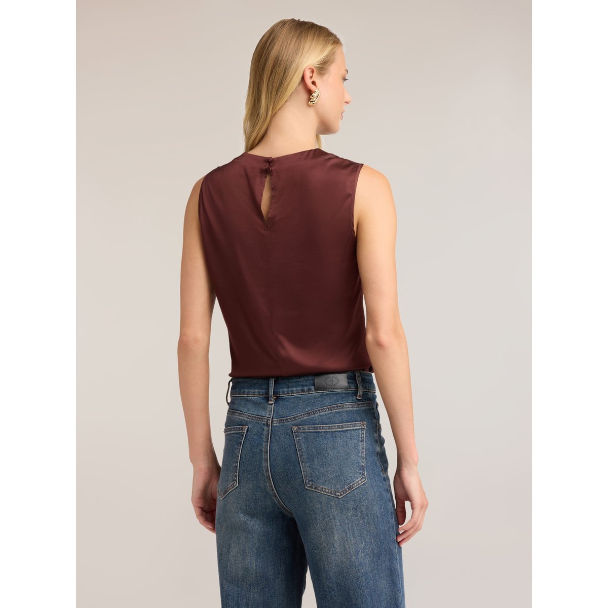 Top avec drapé asymétrique marron, MOTIVI
