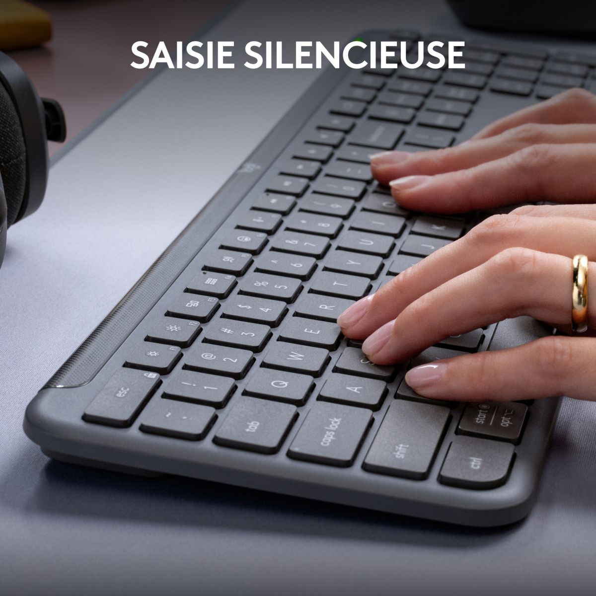Clavier sans fil Signature Slim K950 Bluetooth - Graphite couleur unique, LOGITECH