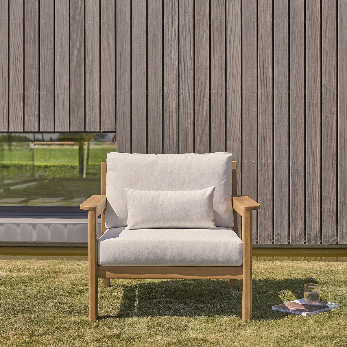 Fauteuil de jardin en teck massif avec coussins MAORA light_grey, BERAH GETAH