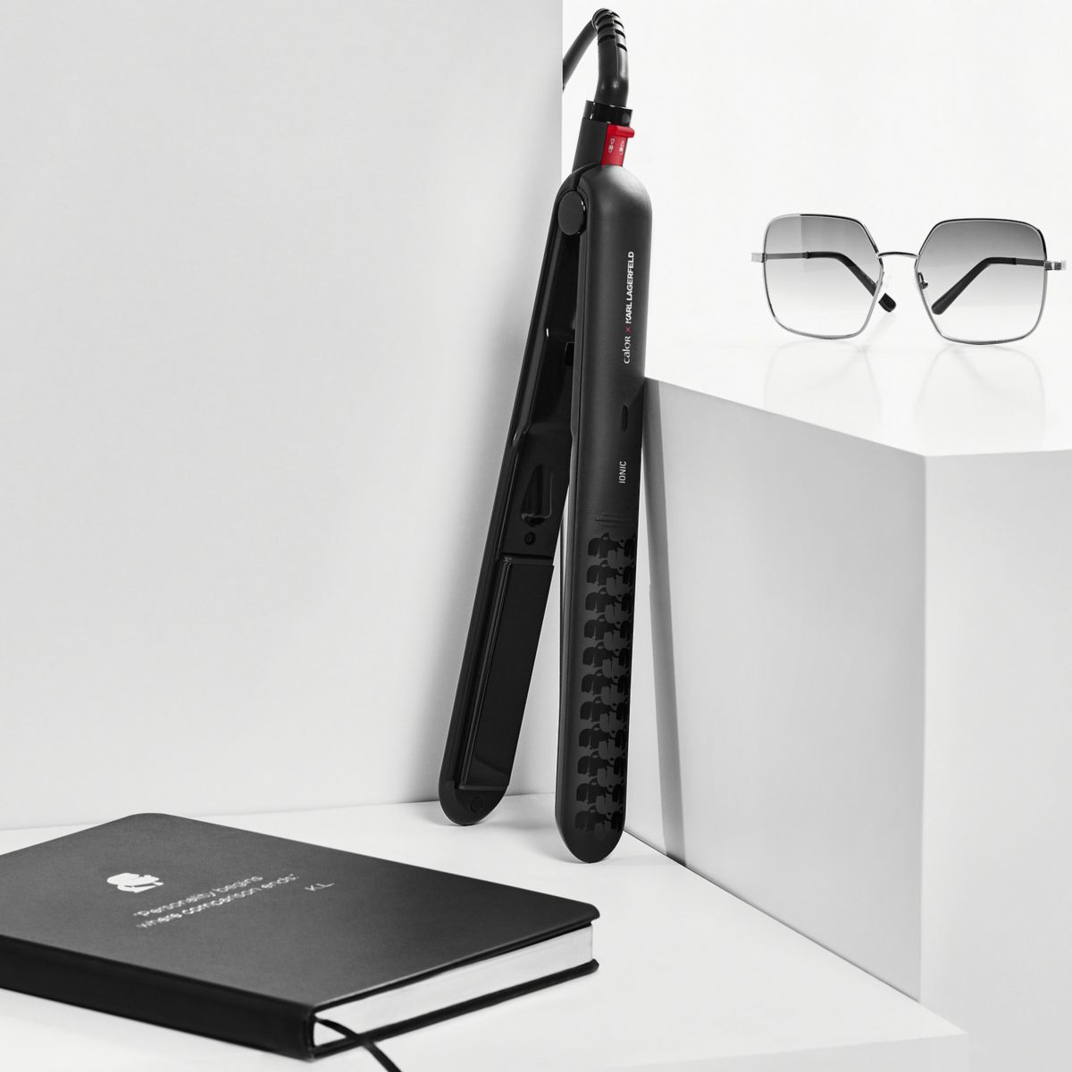 Lisseur Optiliss Karl Lagerfeld SF323LC0 couleur unique, CALOR