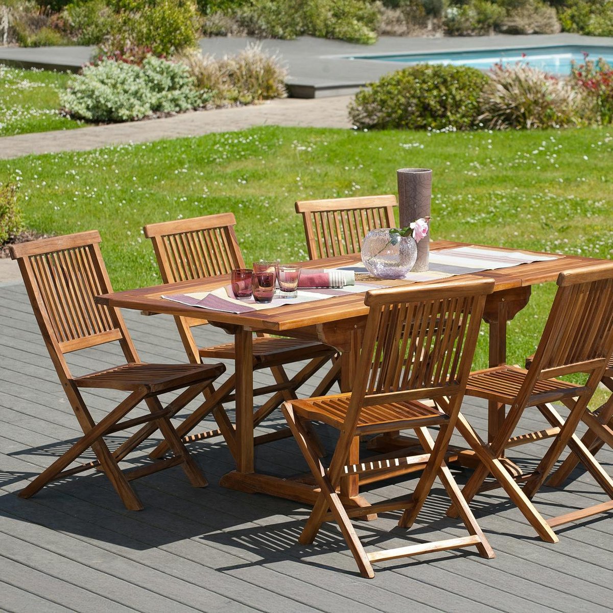 Lot de 2 chaises de jardin pliantes en bois de teck massif huilé MACAO bois naturel, PIER IMPORT