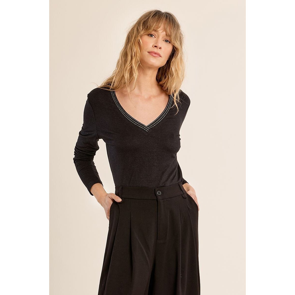 T-shirt scollo a V con maniche lunghe nero , MOLLY BRACKEN