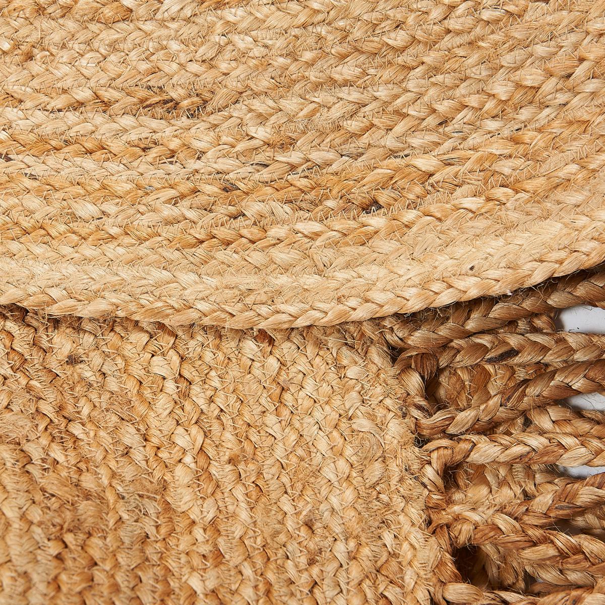 Tapis jute fait main JUTOVAL beige, UN AMOUR DE TAPIS