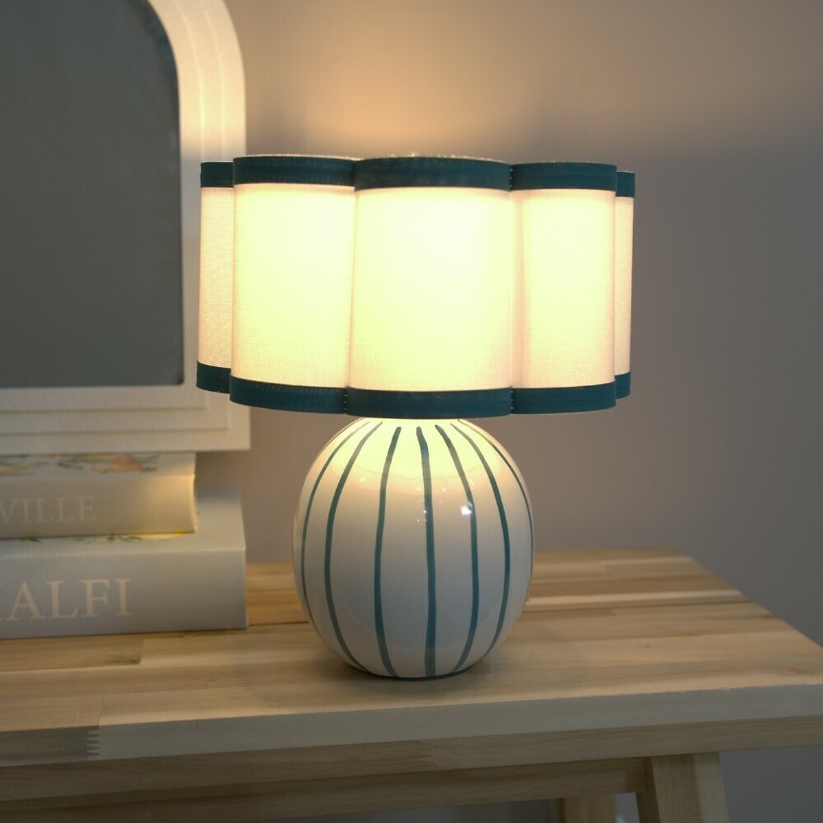 Reeva Stripe Ceramic Table Lamp green, SO'HOME