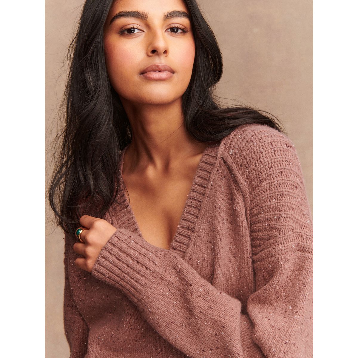 Pull long en laine et coton à col v blush rose neppy, NEXT