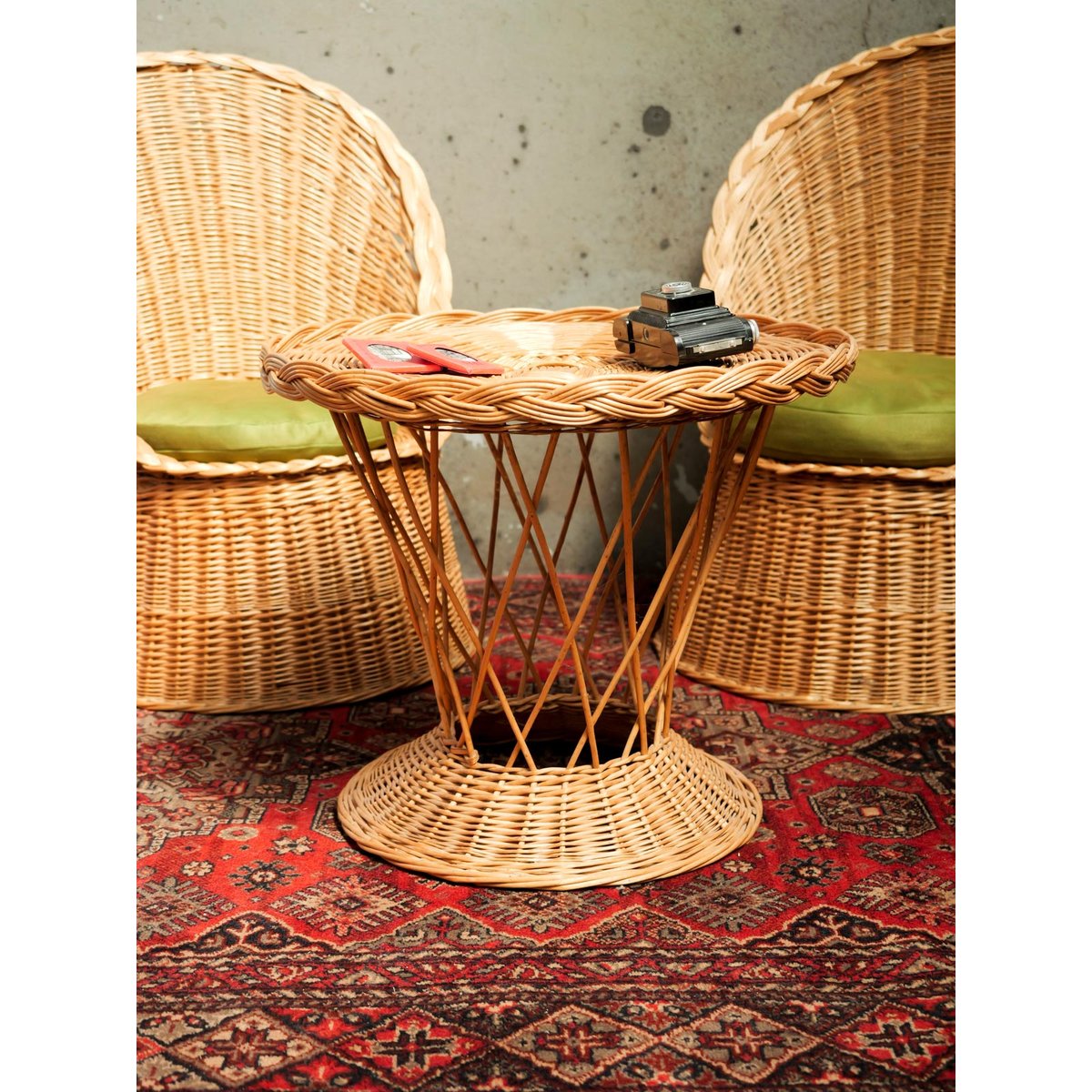 Ensemble de table et chaises Ange N°23 - Bon état marron, DEBONGOUT