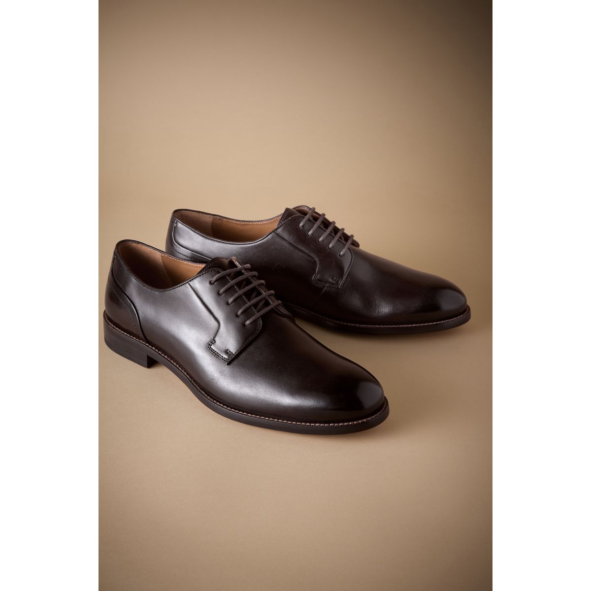 Chaussures derby avec semelle marron, NEXT