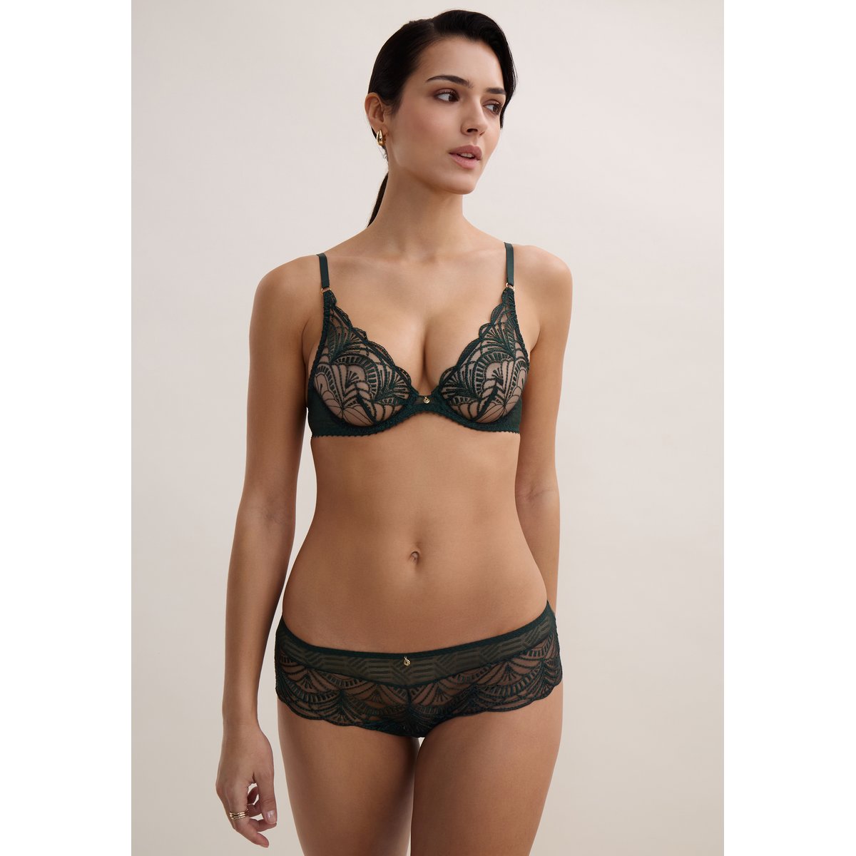 Shorty Vibes mysterious green, AUBADE