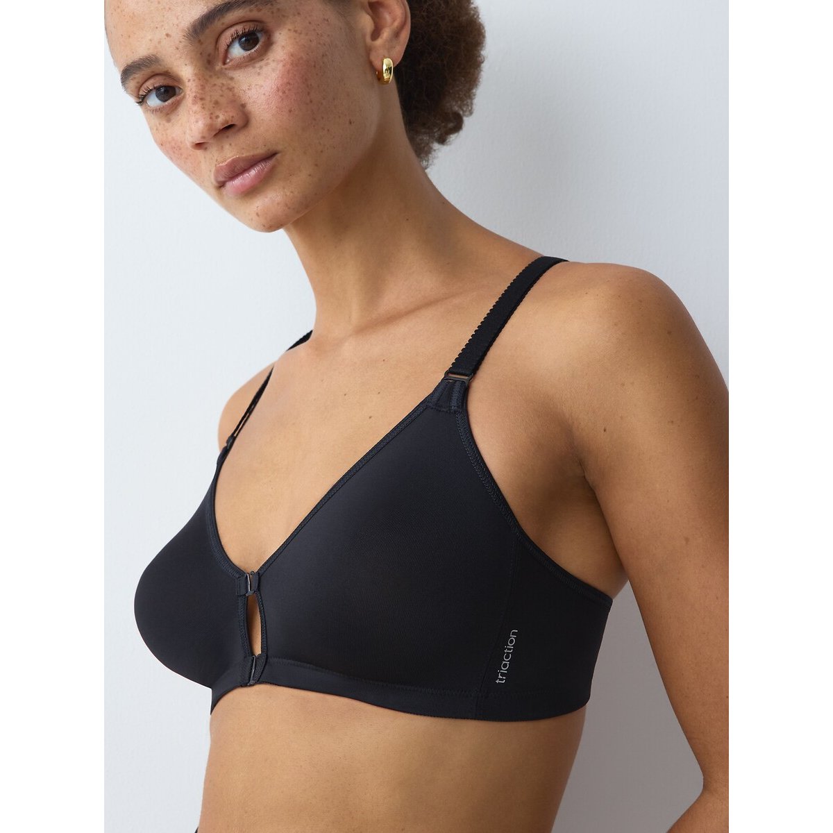 Soutien-gorge de sport sans armatures Fitness noir, TRIUMPH
