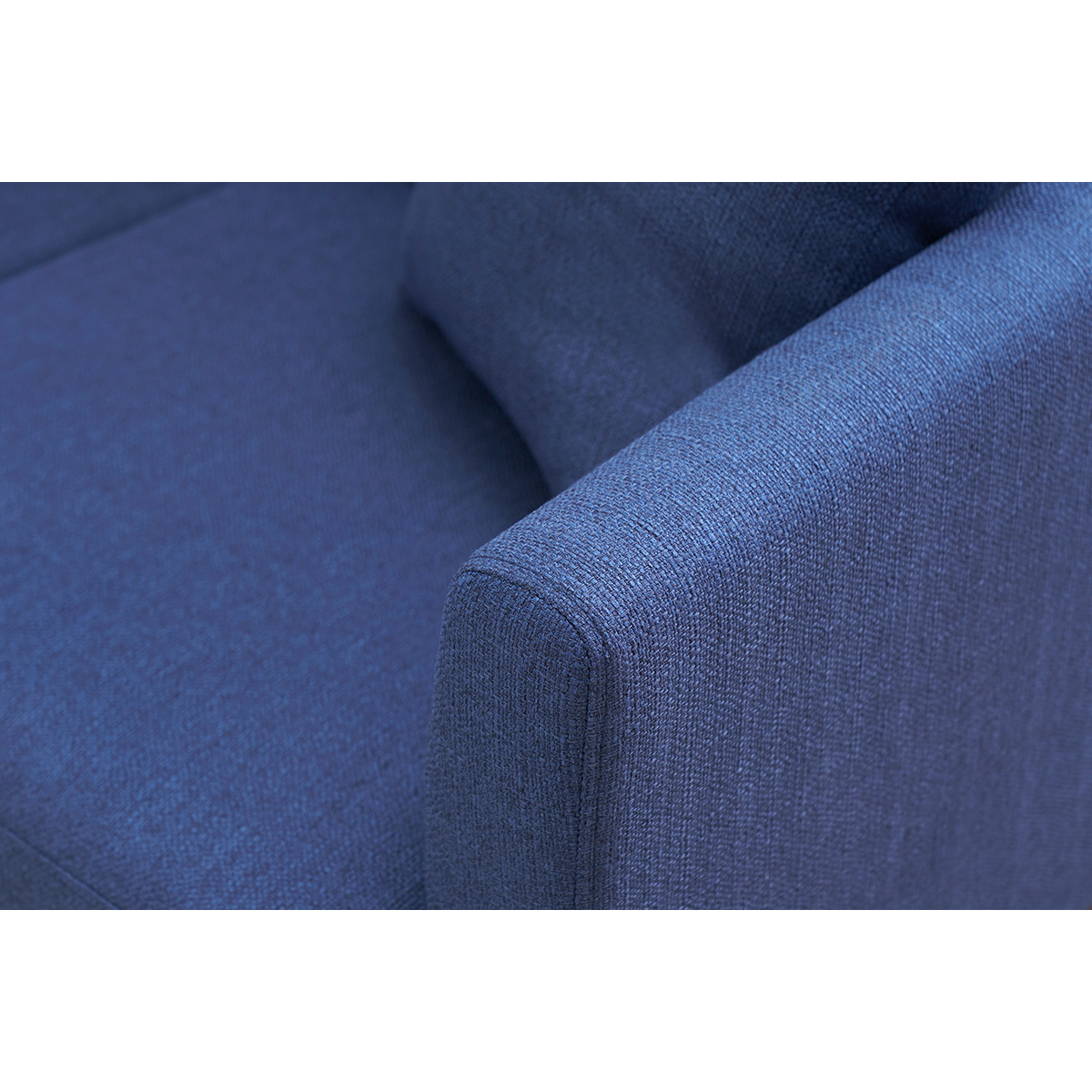 Canapé scandinave déhoussable 2 places en tissu chenille terre brûlée et bois clair OSLO bleu marine, MILIBOO