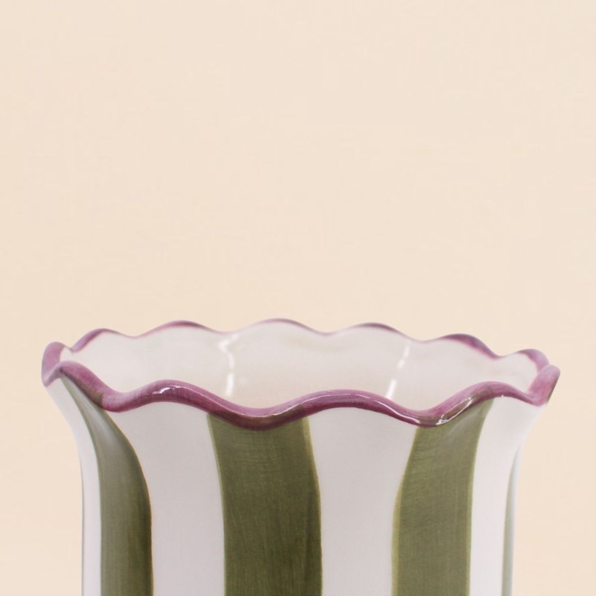 Vase en céramique rayé festonné 16x21cm vert, ORNAMI
