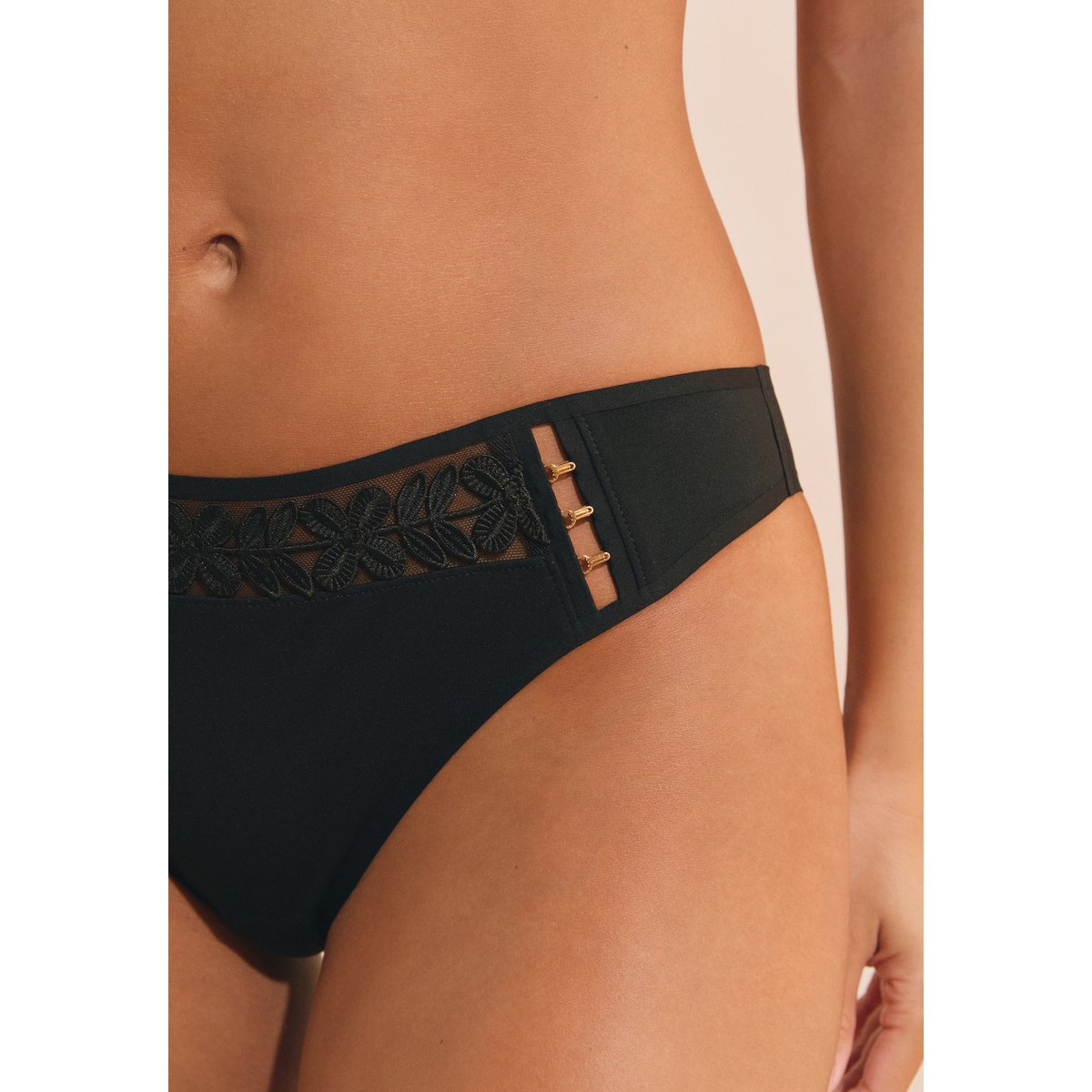 Tanga en microfibre HALO noir, ETAM