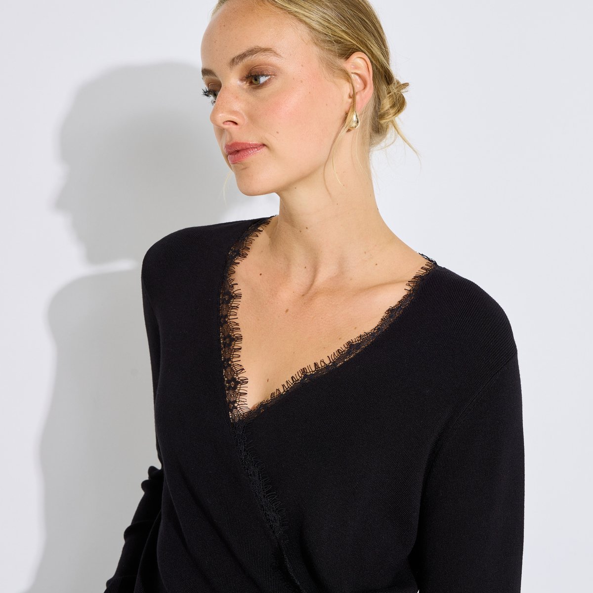 Pull cache-cœur ajouré noir, GRAIN DE MALICE