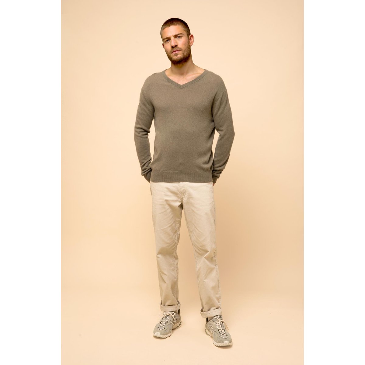 Pull Col V  Army Walt kaki, JUST CASHMERE