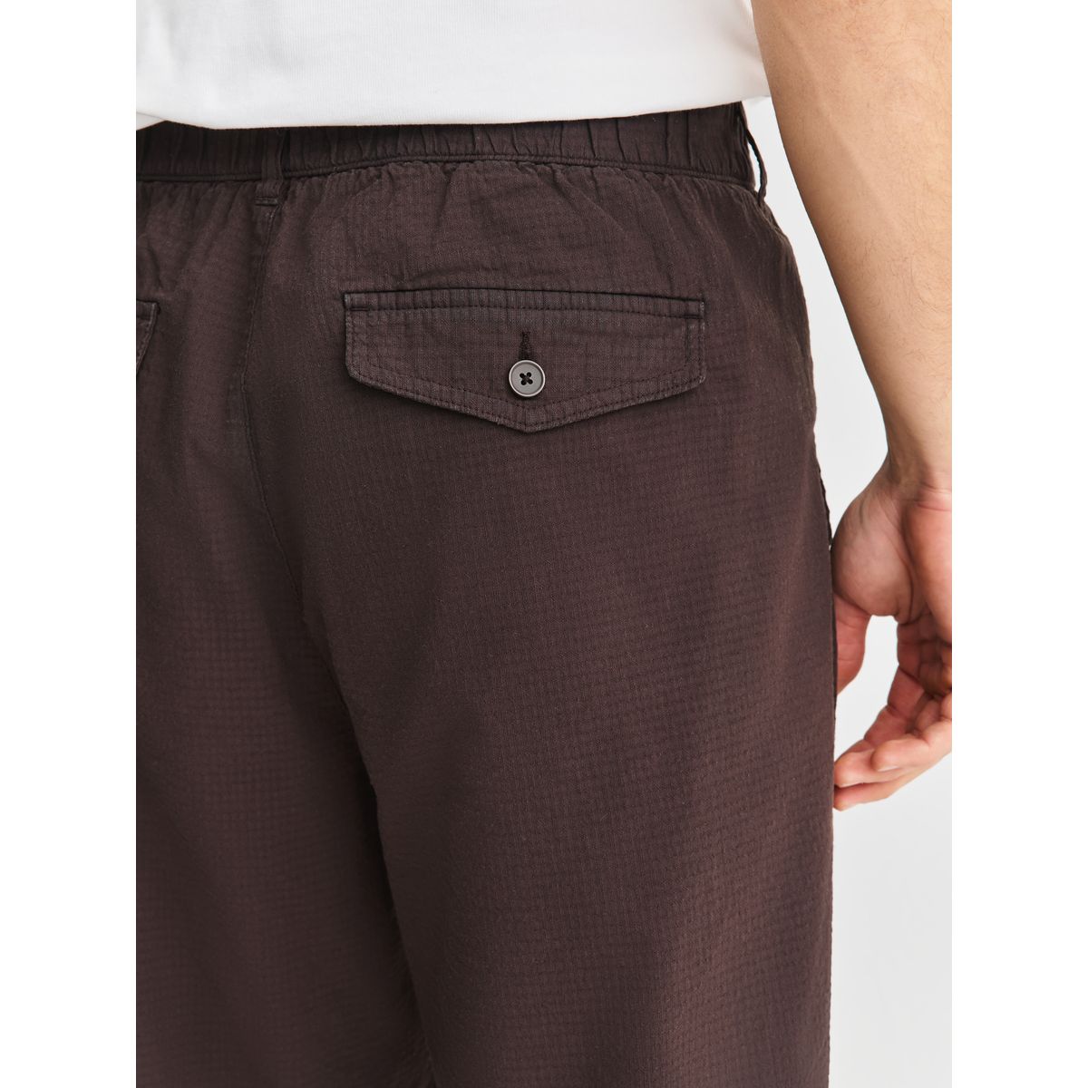 Pantalon léger coton à micro-texture marron, NEXT