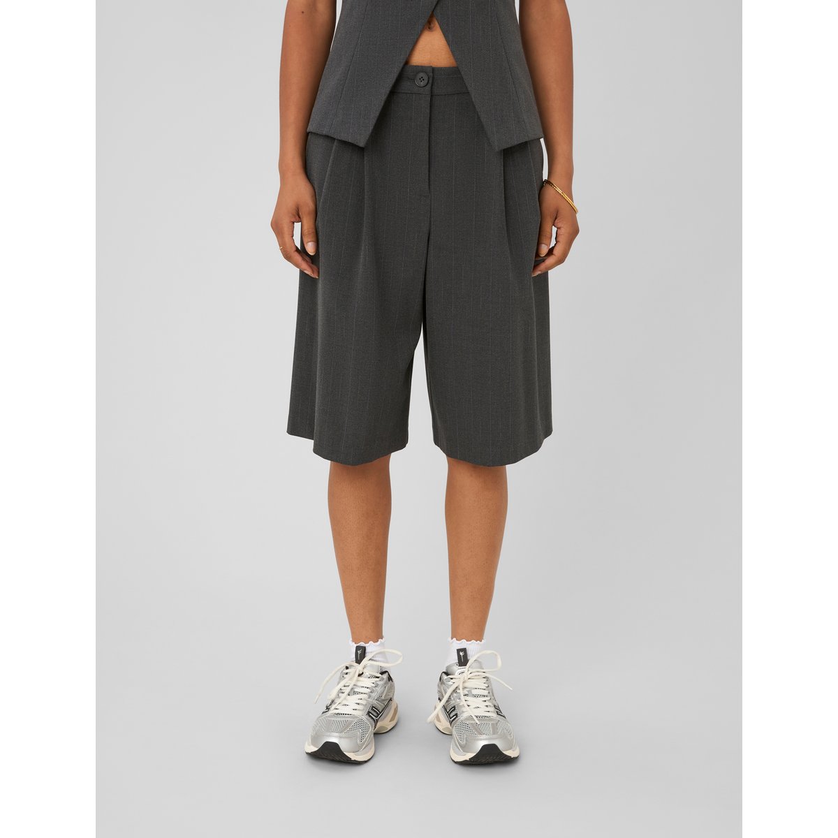 Bermuda tailleur gris anthracite, BZB