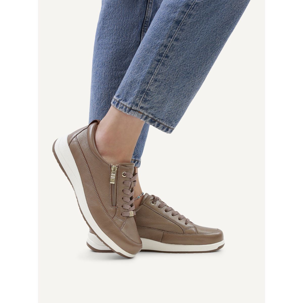Derbie en cuir marron camel, CAPRICE