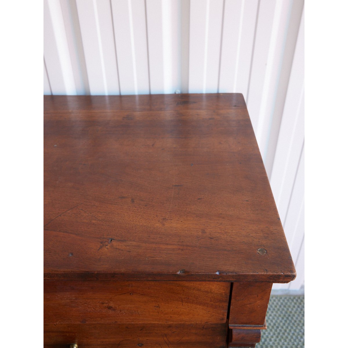 Commode empire en bois massif Garance N°769 - Bon état bois foncé, DEBONGOUT