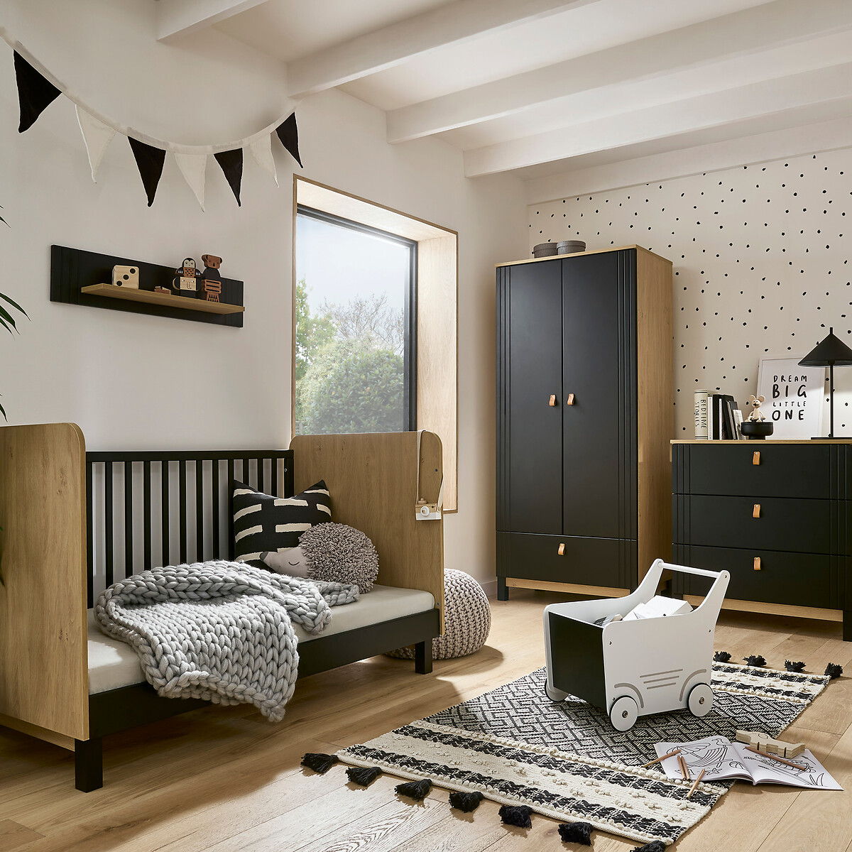 Rafi Black Cot Bed black, CUDDLECO