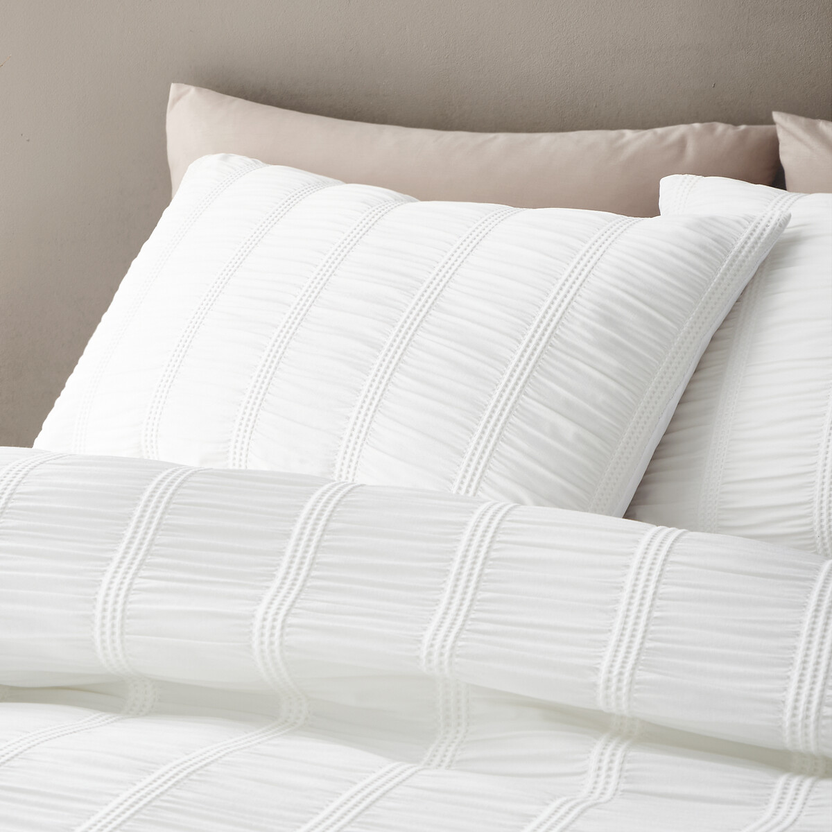 Waffle Seersucker Duvet Cover Set white, PINEAPPLE ELEPHANT