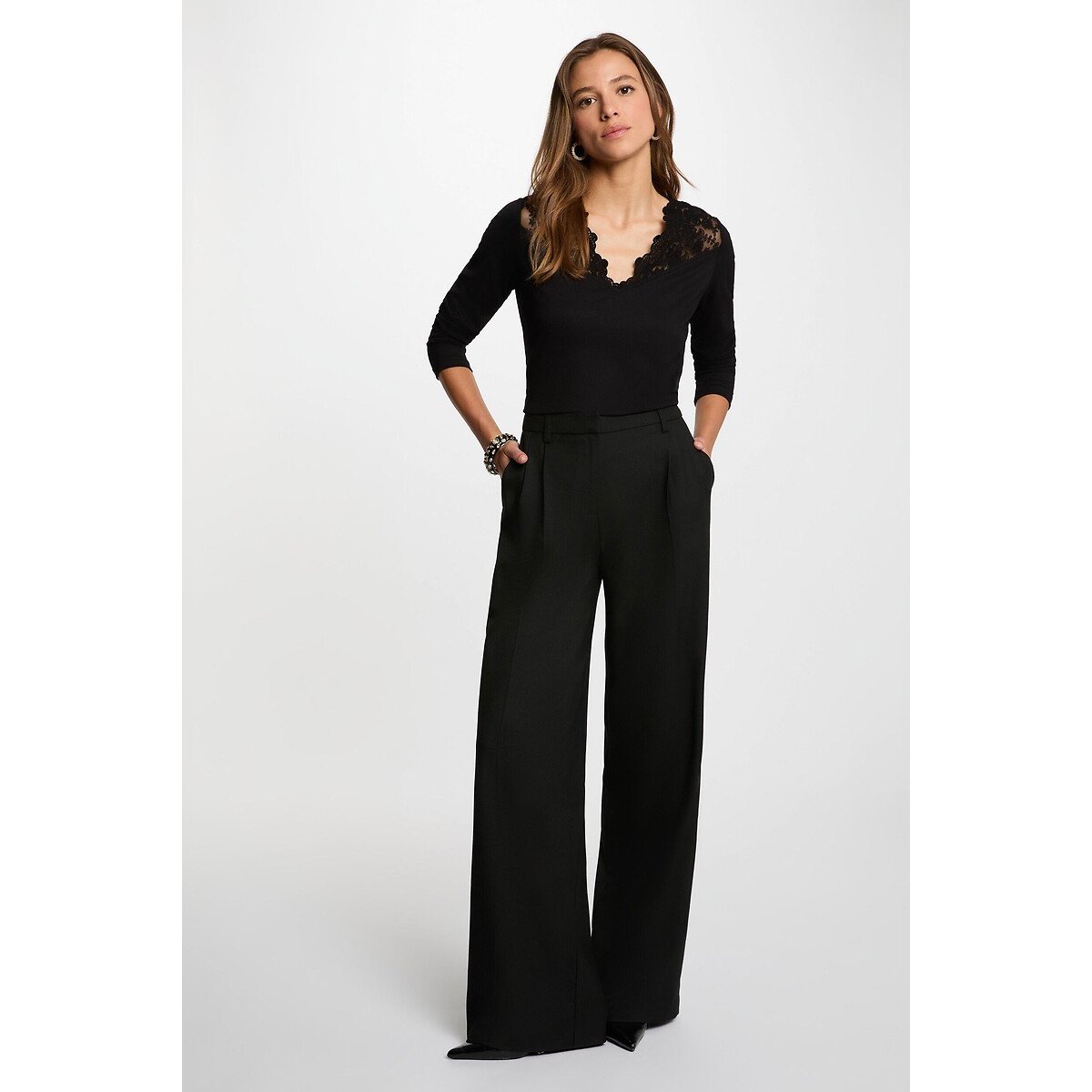 T-shirt col V, en dentelle noir, MORGAN