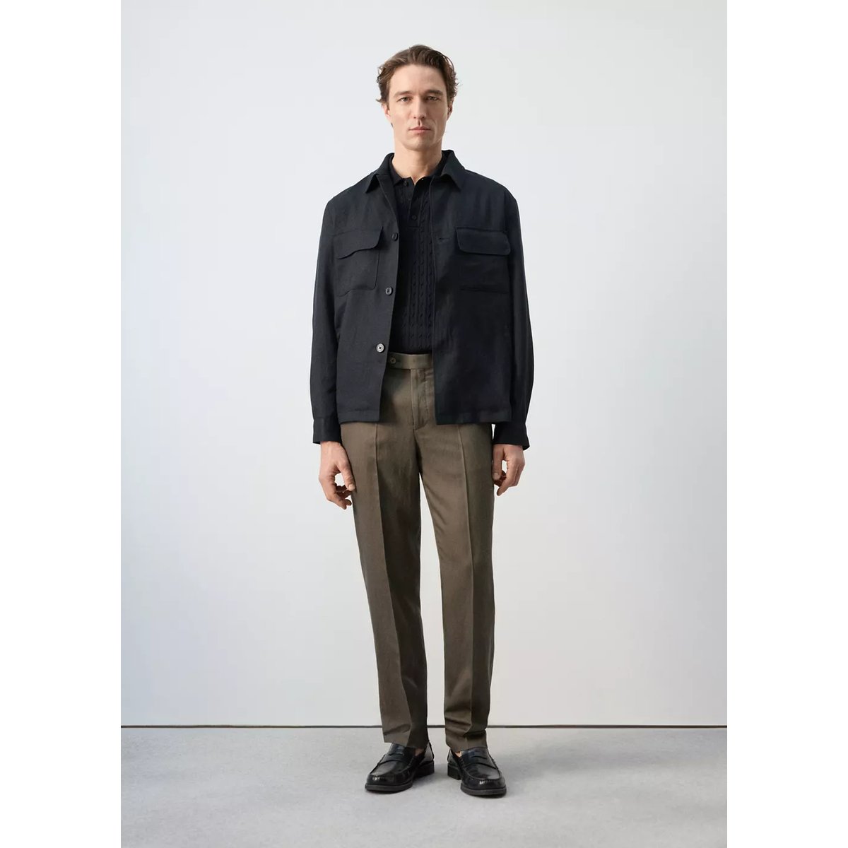 Veste lyocell froncée au dos bleu marine, MANGO MAN