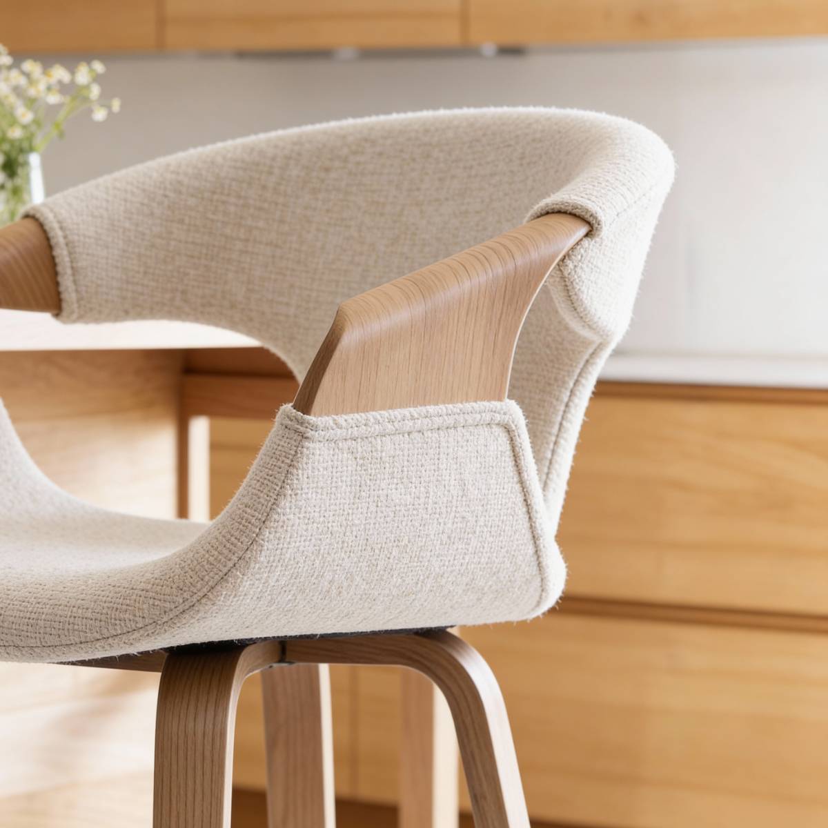 Lot de 2 tabourets de bar en tissu MIRIYA blanc, MADE IN MEUBLES 