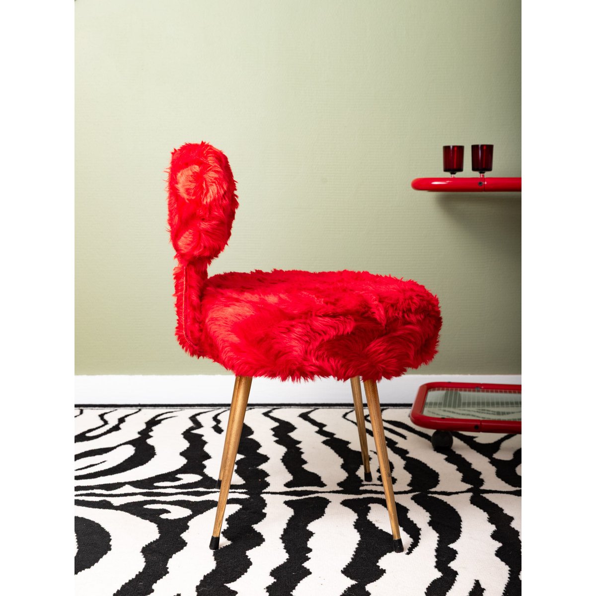 Paire de deux chauffeuses vintage rouge Olivia N°96 - Bon état rouge, DEBONGOUT